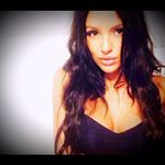Profile Picture of Julia Albertson (@anaghmamoondweller) on Instagram