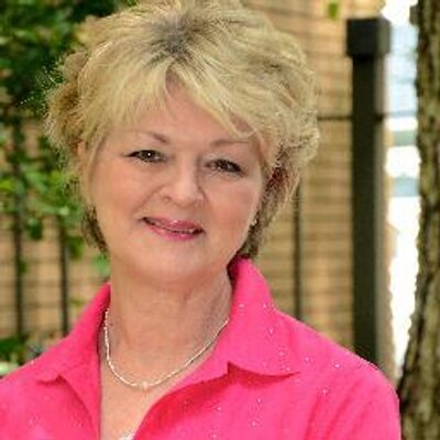 Profile Picture of Barbara J Clinton (@Bbabsclinton) on Twitter