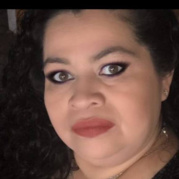 Profile Picture of Tejada flores Tejada (@t_tejada) on Poshmark