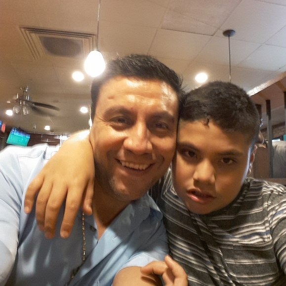 Profile Picture of Rodriguez Rodriguez (@rodriguezrod177) on Poshmark