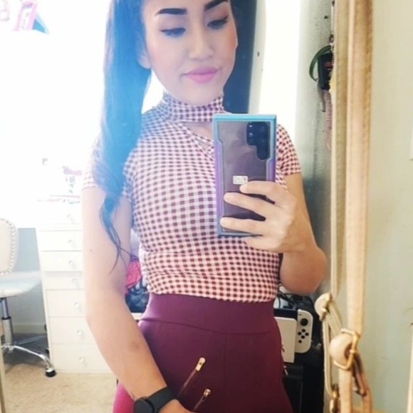 Profile Picture of Janeth Hernandez (@esme0829) on Poshmark