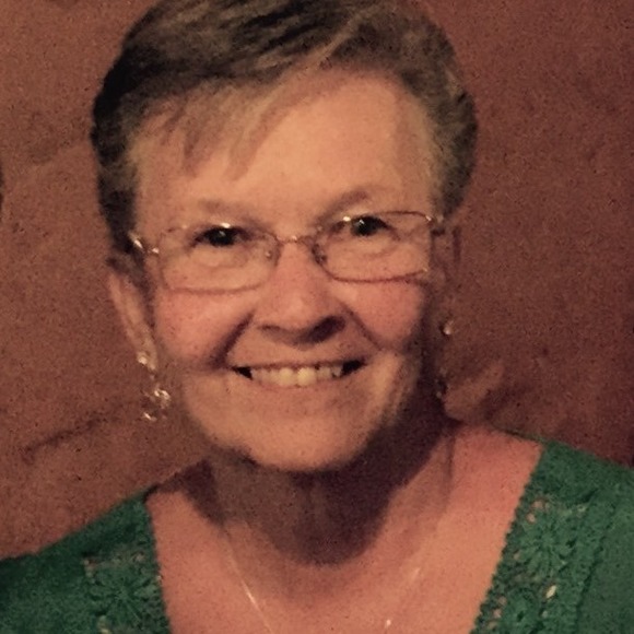 Eileen Coalson - Poshmark Profile Picture of Eileen Coalson (@eilcoa) on Poshmark