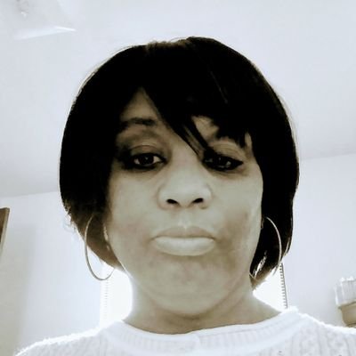 Profile Picture of Annette Cummings (@acummings1335) on Twitter