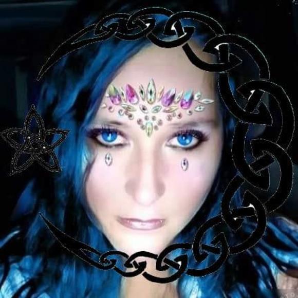 Profile Picture of Jackie Burdge (@camaroz28_gurl) on Poshmark