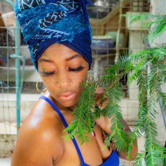 Tay Calloway - Poshmark Profile Picture of Tay Calloway (@monroelove314) on Poshmark