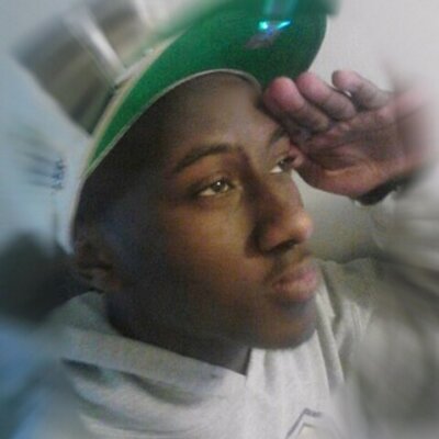 Profile Picture of °Aaron Dew° (@Lil_Dew25) on Twitter