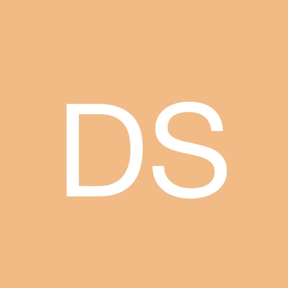 Profile Picture of Divya Shetty (@divyashetty755) on Poshmark