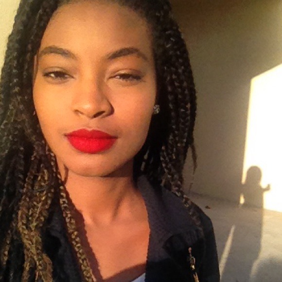Profile Picture of Noadia Doirin (@najahd) on Poshmark