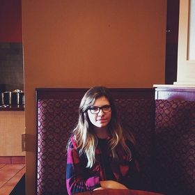 Profile Picture of mikaela johnson (@mkaelaj) on Pinterest