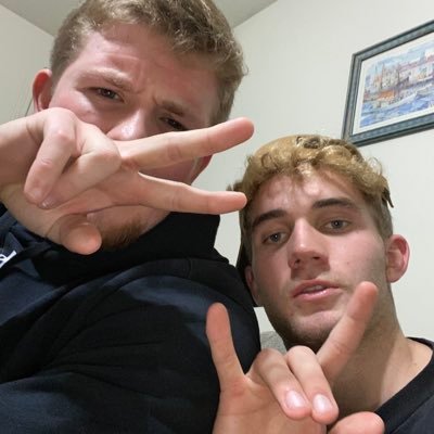 Profile Picture of Carl (@collier_pecht) on Twitter