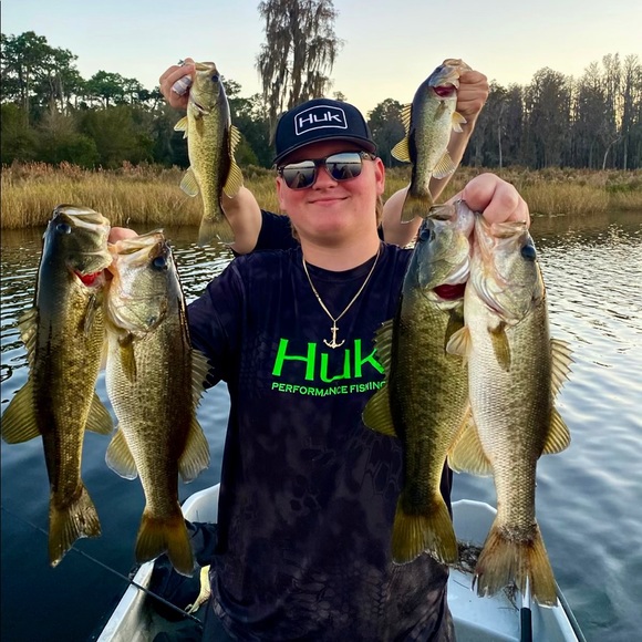 Profile Picture of Logan Anderson (@logananderson06) on Poshmark