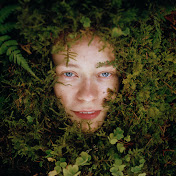 Profile Picture of Anna B Savage (@AnnaBSavage) on Youtube