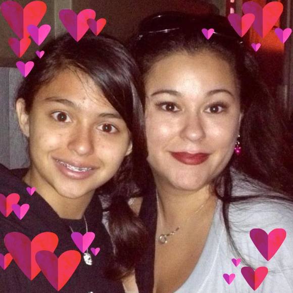 Profile Picture of Crystal Wiederhold (@cwiederhold) on Poshmark