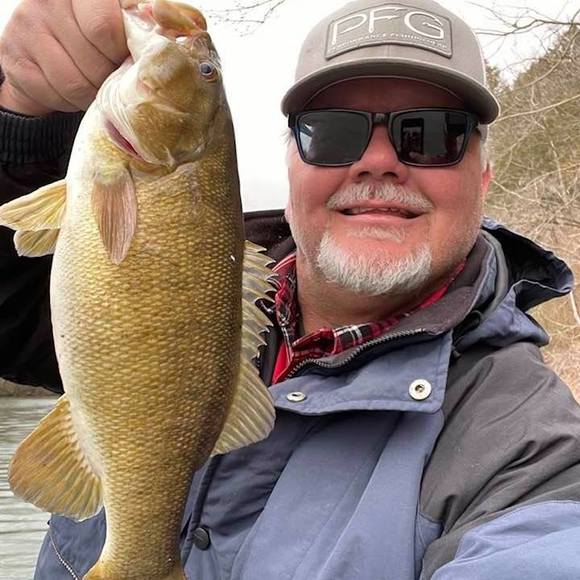 Profile Picture of Stephen Riggs (@stephenr66) on Poshmark