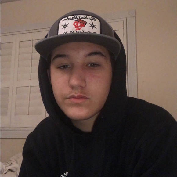 Profile Picture of Porter Nute (@pnute7981) on Poshmark