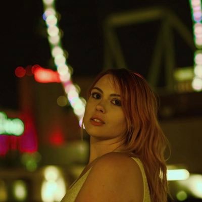 Profile Picture of Liz Patterson (@chaoticdreamer5) on Twitter