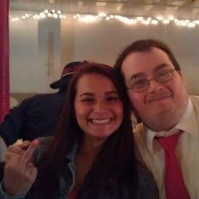 Profile Picture of James Mayhew (@ernde38) on Twitter