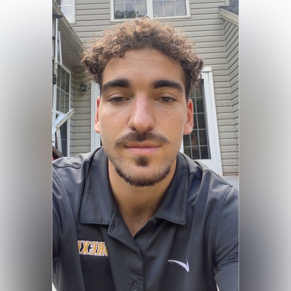 Profile Picture of Mark Cantor (@markcantor2000) on Poshmark