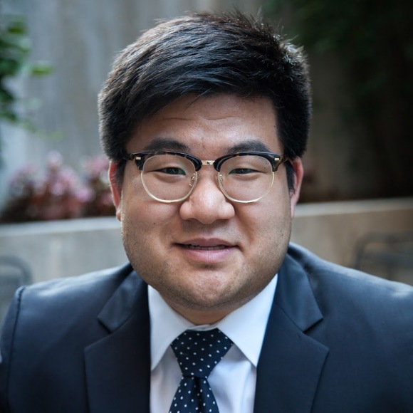 Profile Picture of Sam Cho (@samcho24) on Poshmark