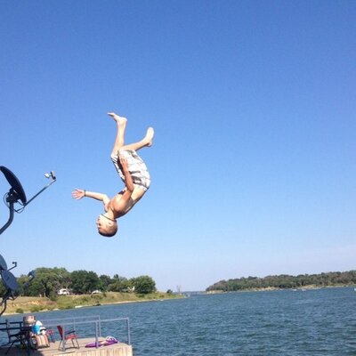 Profile Picture of Cameron Stephenson (@ELIET11QB) on Twitter