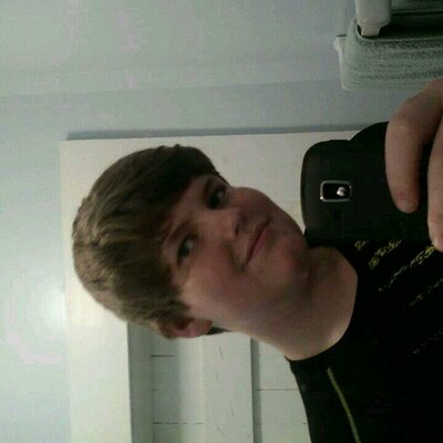 Profile Picture of Chris Pendell (@pendell18) on Twitter