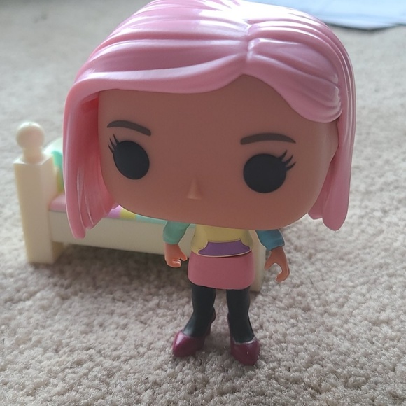 Profile Picture of Slm Pollmann (@mrsmotto8) on Poshmark