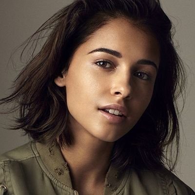 Profile Picture of Neya Clarke (@WinsomeCirce) on Twitter