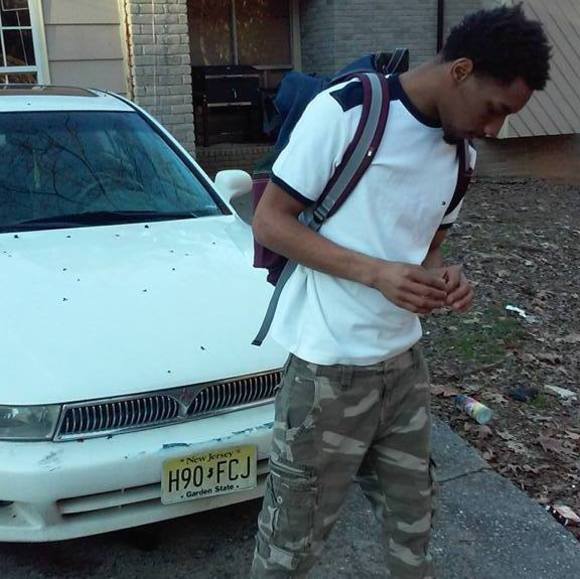 Profile Picture of Bowen homes Bruza (@b_moss94) on Poshmark