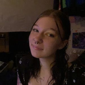 Profile Picture of lorawallace4 (@lorawallace4) on Tiktok