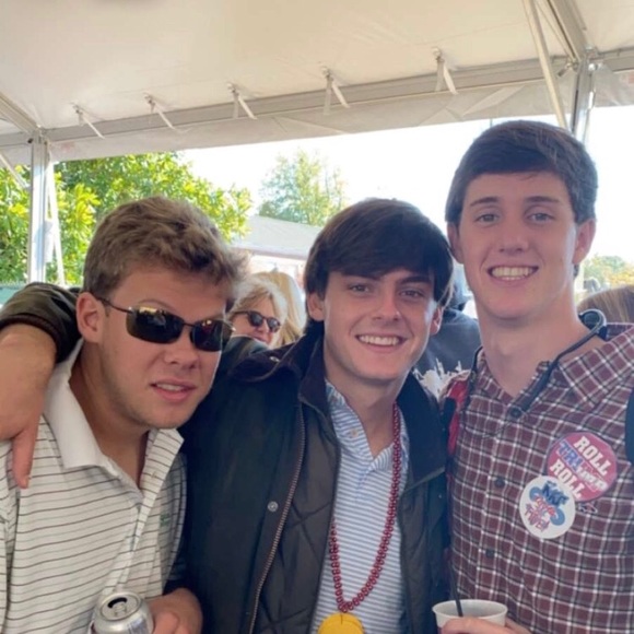 Profile Picture of Duncan Bicksler (@dbicksler13) on Poshmark