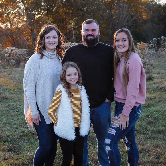 Profile Picture of Shana Brumble (@squeekz_10_10) on Poshmark