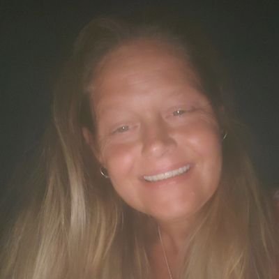 Profile Picture of Kelli Whitaker (@KelliWhitaker75) on Twitter