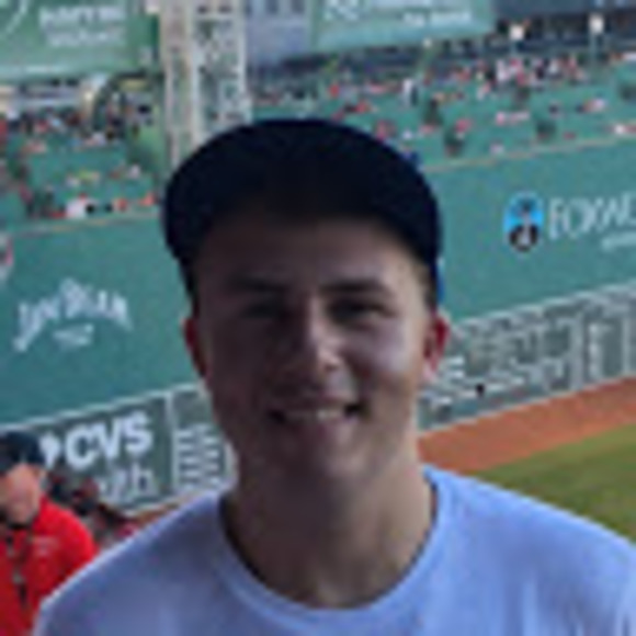 Profile Picture of Andrew Weiss (@andrewmweiss58) on Poshmark