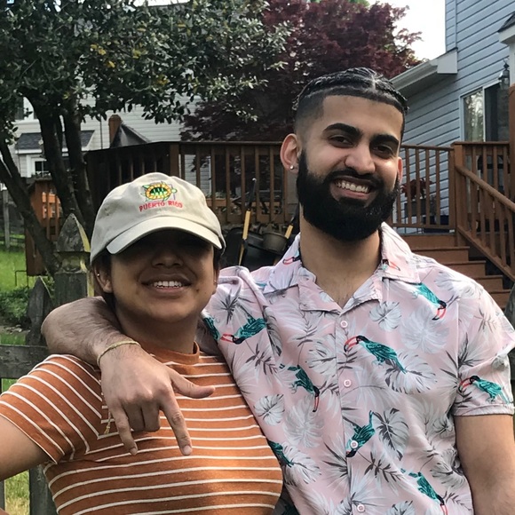 Profile Picture of Nabeel Ahmed (@nabeelee2) on Poshmark