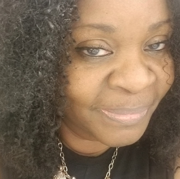 Profile Picture of Mikki Chickaway (@gumbochild) on Poshmark