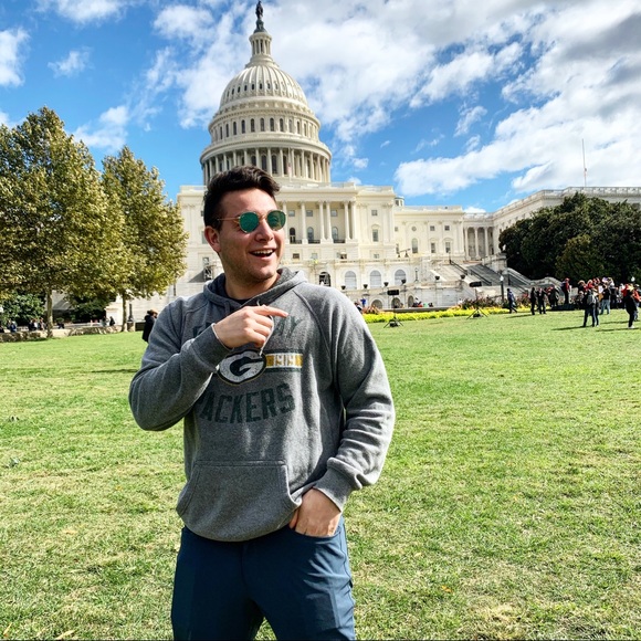 Profile Picture of Alejandro Esquivel (@esco3000) on Poshmark