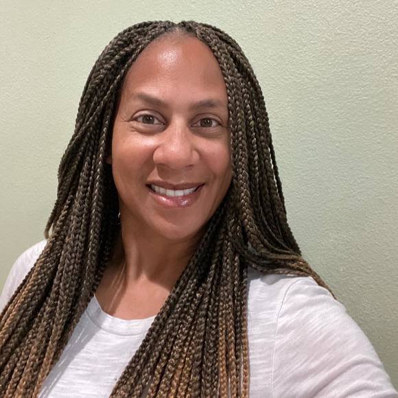 Profile Picture of Dorshay Walk-green (@dwg316) on Poshmark