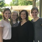 Profile Picture of Jill Thomas (@jillcrabtreethomas) on Instagram