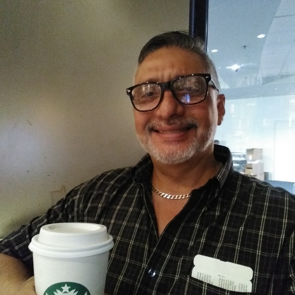 Profile Picture of Jose Valera (@javalerap) on Poshmark