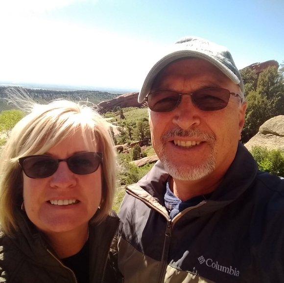 Vickie Dergarabedian - Poshmark Profile Picture of Vickie Dergarabedian (@vdergarabedian) on Poshmark