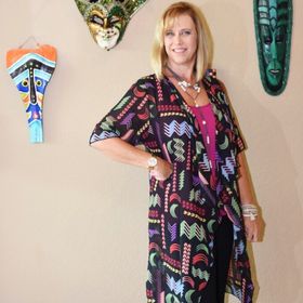 Profile Picture of LulaRoe Betty Jean Terry (@lularoebettyjeanterry) on Pinterest