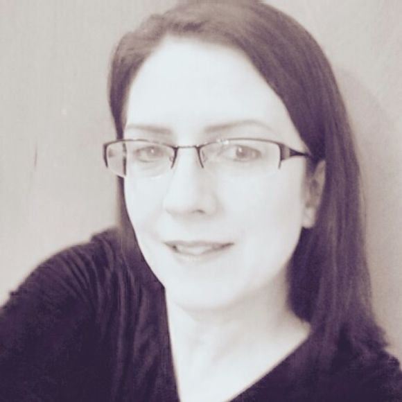 Profile Picture of Tana Arnstad (@trarnstad71) on Poshmark