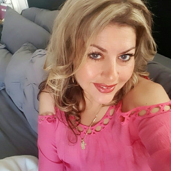 Profile Picture of Silva Kassouf (@habibty) on Poshmark