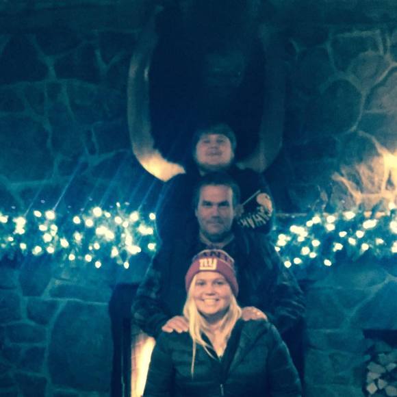 Profile Picture of Bob Black (@bobblack320) on Poshmark