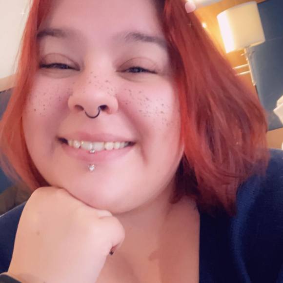 Profile Picture of Destiny Kestell (@dkestell) on Poshmark