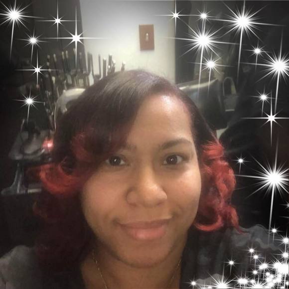 Profile Photo of Marnita Smith (@fireworks_74) on Poshmark