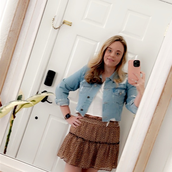 Profile Picture of Brandy Counts (@bcounts1980) on Poshmark