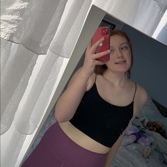 Profile Picture of Cassidy Mitchell (@cassidym96) on Poshmark