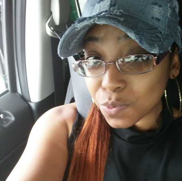 Profile Picture of Chasity Webb (@chasitylw) on Poshmark