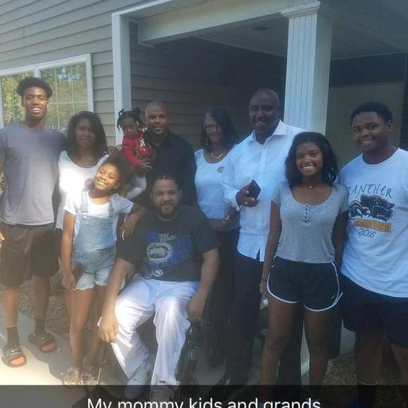 Profile Picture of Rosa Campbell (@rosamae1) on Poshmark